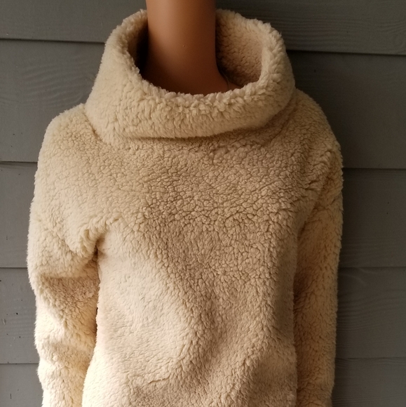 A New Day Sherpa Pullover Sweater - Picture 7 of 7